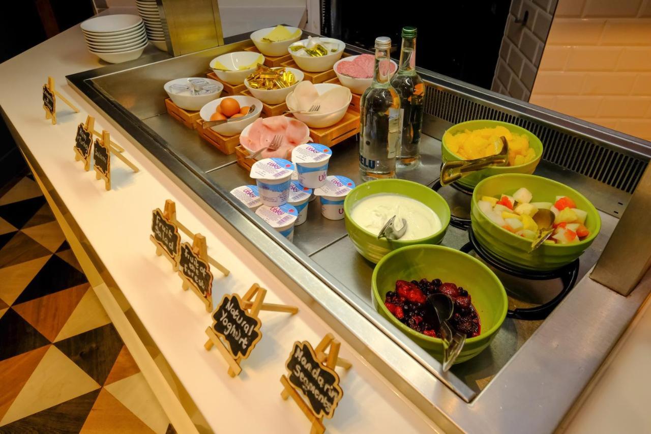 Holiday Inn Warrington By Ihg Εξωτερικό φωτογραφία