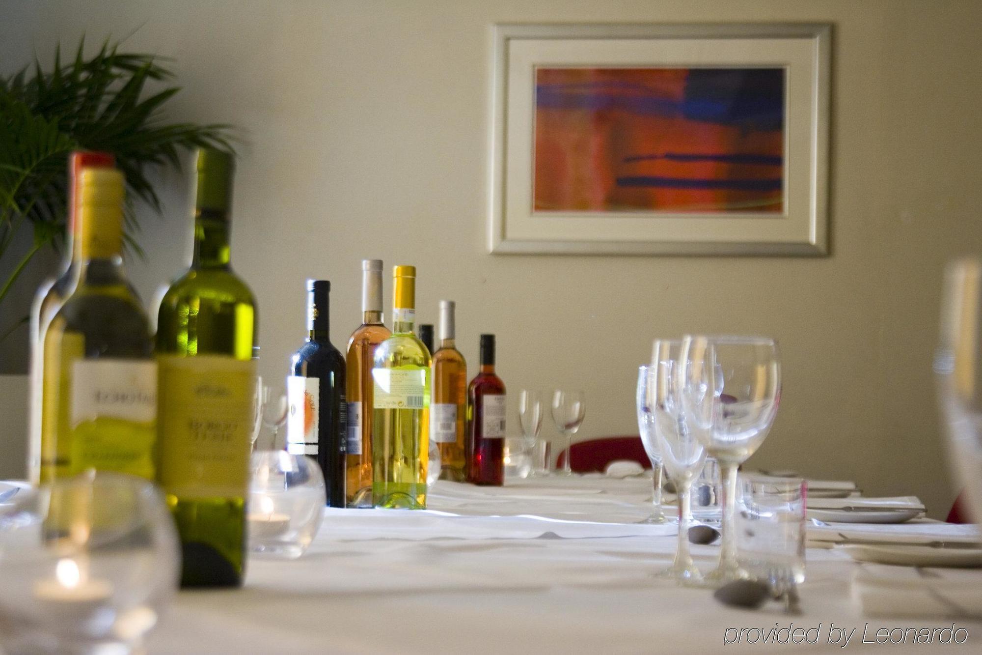 Holiday Inn Warrington By Ihg Εξωτερικό φωτογραφία