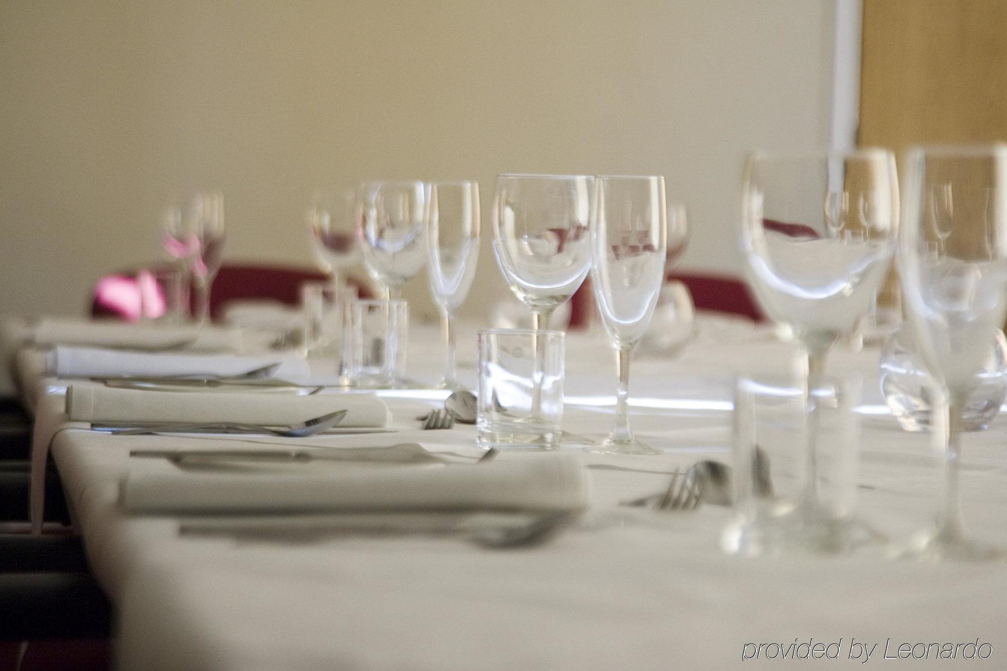 Holiday Inn Warrington By Ihg Εξωτερικό φωτογραφία