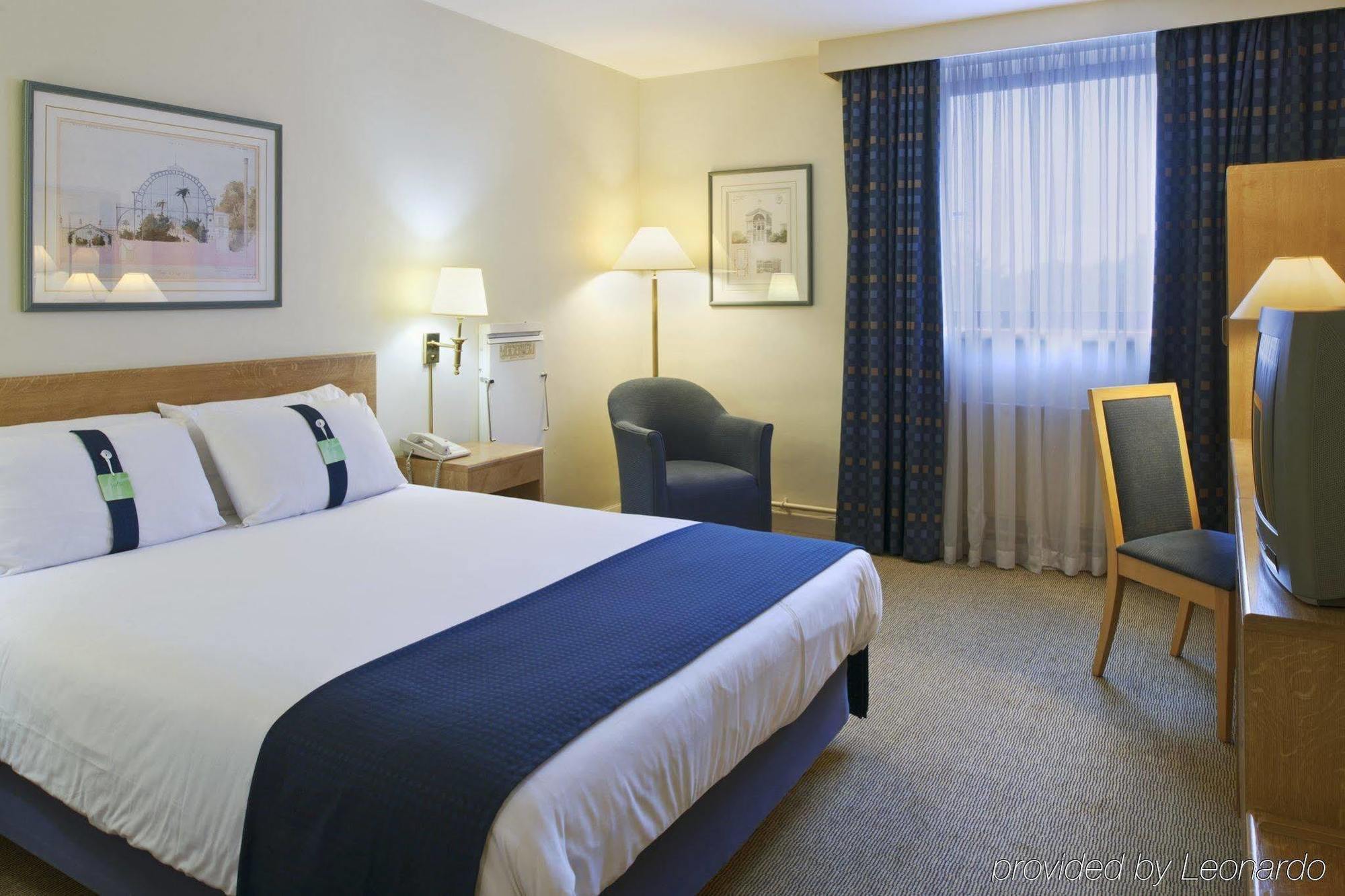 Holiday Inn Warrington By Ihg Εξωτερικό φωτογραφία