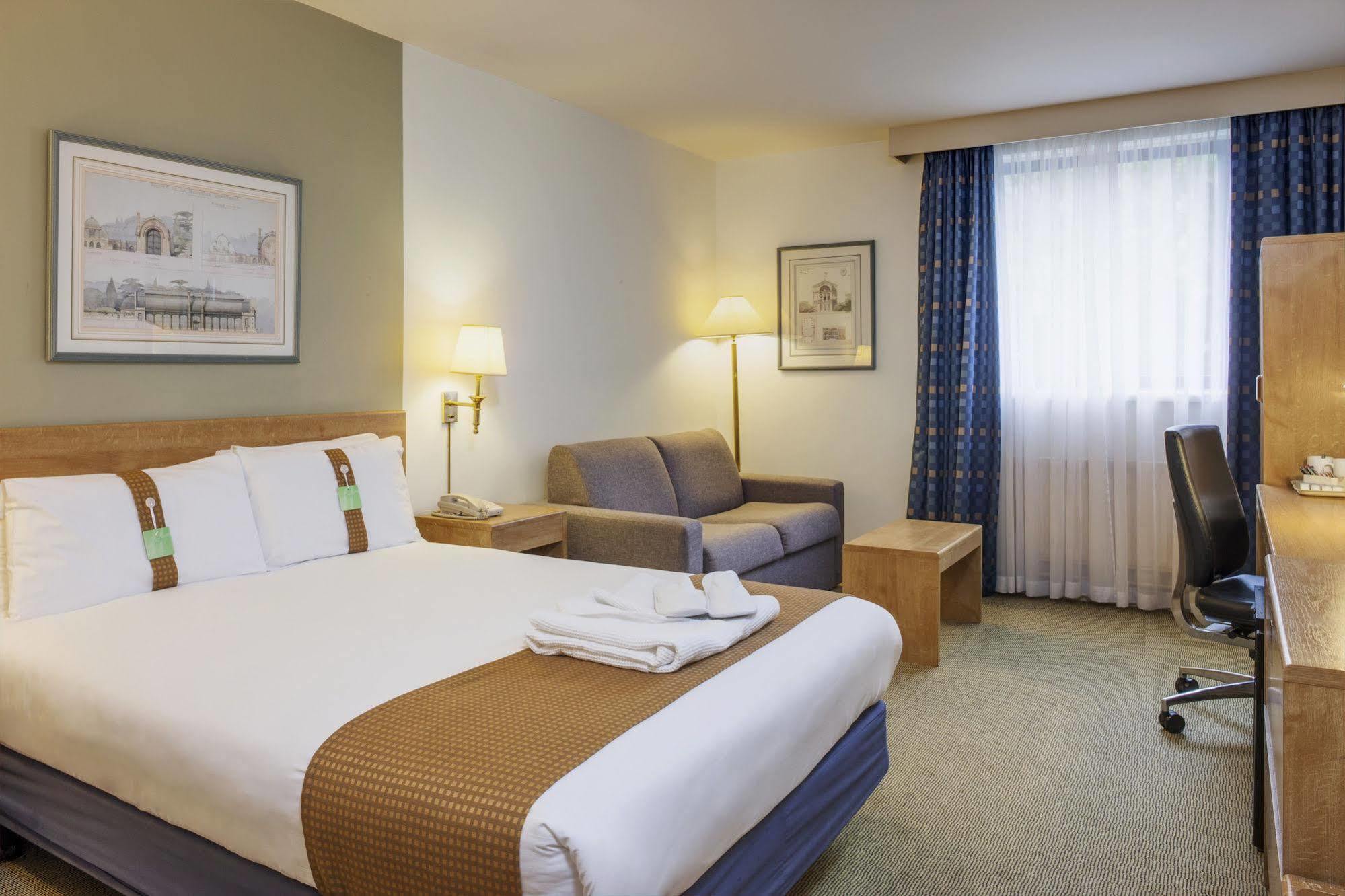 Holiday Inn Warrington By Ihg Εξωτερικό φωτογραφία