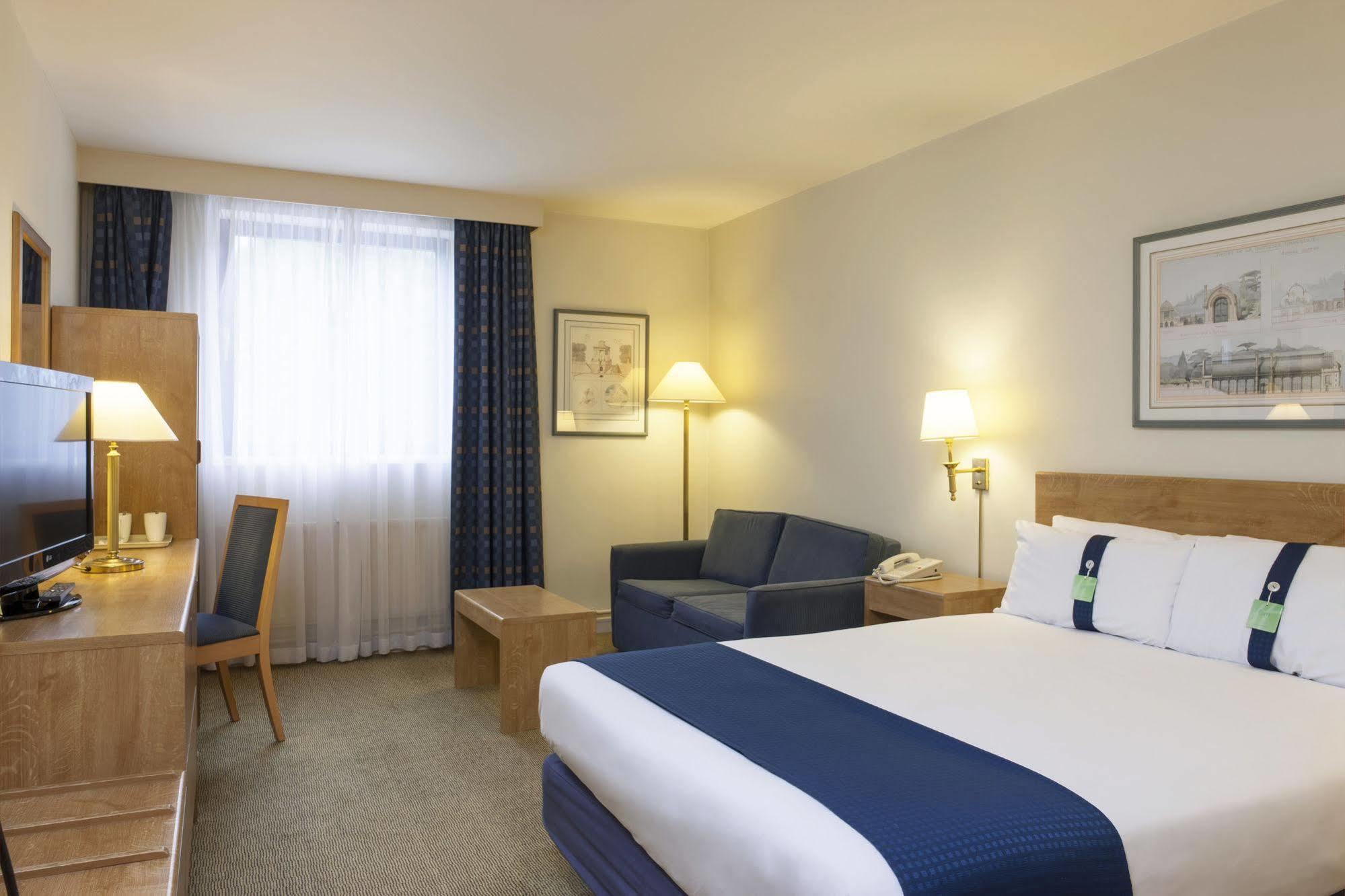 Holiday Inn Warrington By Ihg Εξωτερικό φωτογραφία